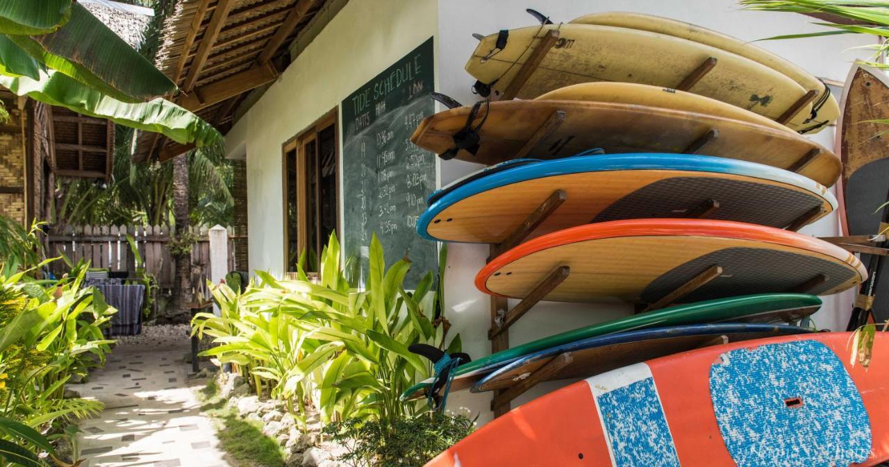 Footprints Homestay (Adults Only) General Luna  Exterior photo